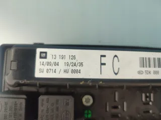 13191126 Блок предохранителей Opel Astra H Арт e7400088, вид 3