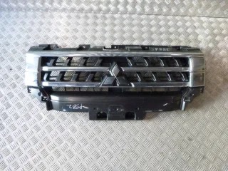 7450A975 Решетка радиатора Mitsubishi Pajero 4 Арт e7416482, вид 1