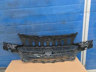 39003576 Решетка радиатора Opel Corsa E Арт e7470836, вид 2