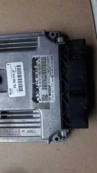 03L906018JP Блок управления двигателем Audi A4 B8 Арт e7607826, вид 3