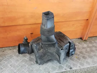 31474861 32283671 Корпус воздушного фильтра Volvo S60 2 Арт e7692683, вид 1