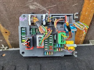 9665547480 Блок предохранителей Citroen C4 2 Арт e7692892, вид 1
