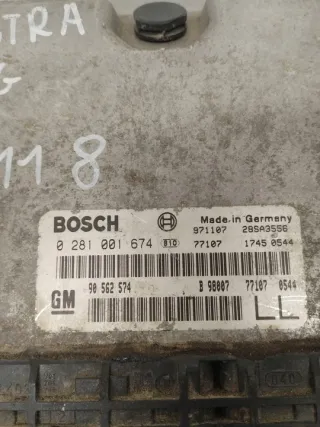 0281001674 90562574 Блок управления двигателем Opel Astra G Арт e7994524, вид 3
