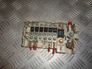 8370638 Блок предохранителей BMW 5 E39 Арт e8001194, вид 1