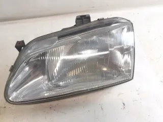 7701672734 Фара левая Renault Scenic 1 Арт e8027781, вид 1