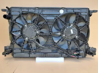 8W0121003H Радиатор (основной) Audi S4 B9 Арт e8064415