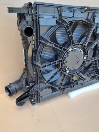 8W0121003H Радиатор (основной) Audi S4 B9 Арт e8064415, вид 2