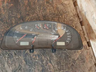09052069906 Щиток приборов (приборная панель) Volkswagen Passat B5 Арт e8113341, вид 1