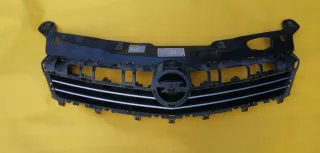 13225775 Решетка радиатора Opel Astra H Арт e8497468, вид 1