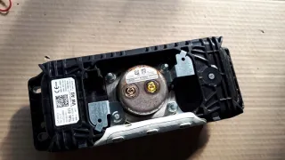 8W0880204J Подушка безопасности Audi A4 B9 Арт e8523470, вид 5