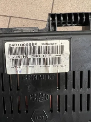 248100996R Щиток приборов (приборная панель) Renault Scenic 3 Арт e8610940, вид 3