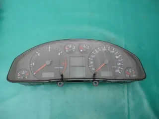 4B0920900C Щиток приборов (приборная панель) Audi A6 C5 (S6,RS6) Арт e8682818, вид 2