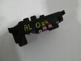 82241SG010 Блок предохранителей Subaru Forester SG Арт e8710026, вид 1