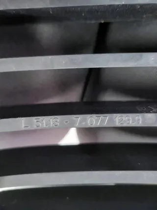 7077129 Решетка радиатора BMW 1 E81/E82/E87/E88 Арт e8725679, вид 3