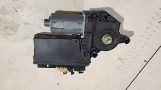 8E0959802E Моторчик стеклоподъемника Audi A4 B7 Арт e8816688, вид 1