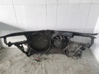  Передняя панель крепления облицовки (телевизор) Seat Leon 1 Арт e8862568, вид 3