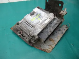 0281012549 Блок управления двигателем Opel Astra H Арт e8896192, вид 3