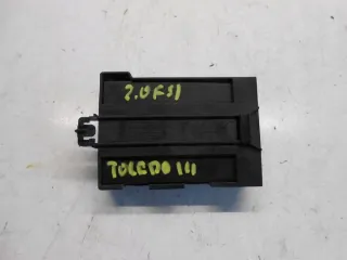  Блок предохранителей Seat Toledo 3 Арт e8926158, вид 1