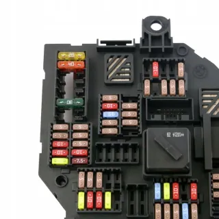 9210857 61149210857 Блок предохранителей BMW 5 F10/F11/GT F07 Арт e8983888, вид 11