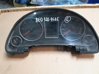 8E0920951E Щиток приборов (приборная панель) Audi A4 B7 Арт e8989330, вид 1