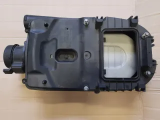 A6510900048 A6510901101 Корпус воздушного фильтра Mercedes C W204 Арт e9096425, вид 1