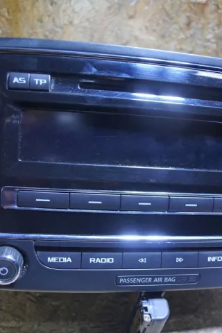 3T0035161J Блок навигации Skoda Superb 2 Арт e9122850, вид 4