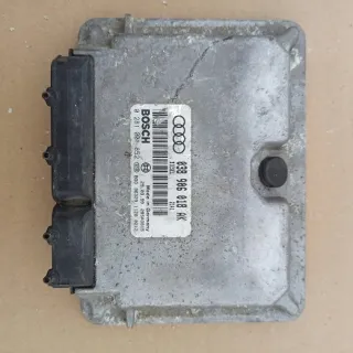 038906018AK Блок управления двигателем Audi A3 8L Арт e9127707, вид 1