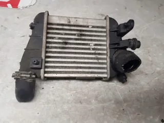 8E0145806L Интеркулер Audi A4 B7 Арт e9174102, вид 2