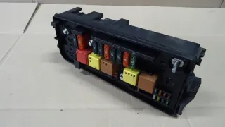 13112918AK Блок предохранителей Opel Vectra C  Арт e9197200, вид 3