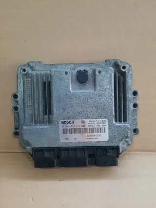 0281012212 8200504296 Блок управления двигателем Renault Laguna 2 Арт e9202354, вид 1