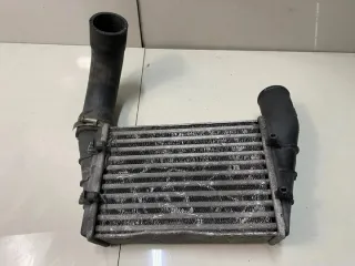 INTERCOOLER058145805G 058145834A 058145805G Интеркулер Audi A4 B6 Арт e9220059, вид 3