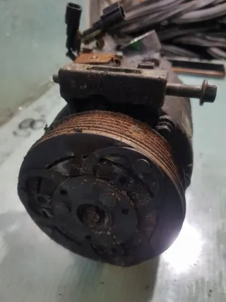 31250519 Компрессор кондиционера Volvo S80 2 Арт e9224530, вид 4