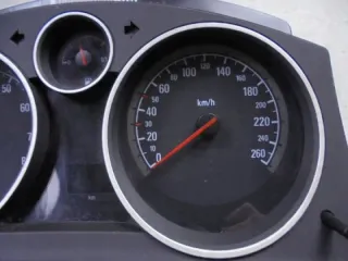 13267566UW 13267566 Щиток приборов (приборная панель) Opel Astra H Арт e9243697, вид 6