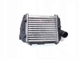  8E0145805P Интеркулер Audi A4 B7 Арт e9245847, вид 1