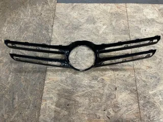 A1668880323 Решетка радиатора Mercedes ML/GLE W166 Арт e9281280, вид 2