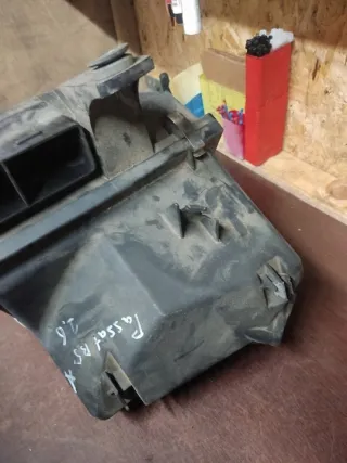 06B133837B Корпус воздушного фильтра Volkswagen Passat B5 Арт e9284141, вид 2