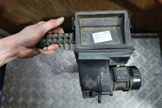 165001258R 284B10447R Корпус воздушного фильтра Renault Clio 4 Арт e9366859, вид 7