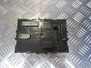 8200652286B Блок предохранителей Renault Clio 3 Арт e9369470, вид 1