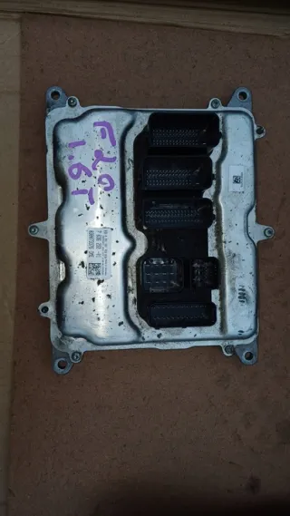 76369201 Блок управления двигателем BMW 1 F20/F21 Арт e9379603, вид 1