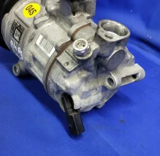 8W0816803J Компрессор кондиционера Audi A4 B9 Арт e9391946, вид 5