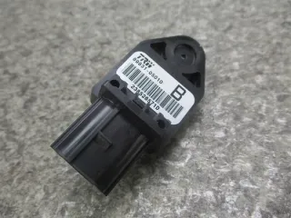 89831-05010 Датчик удара Toyota Corolla VERSO 2 Арт e9395289, вид 1