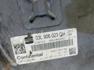 03L906023QH Блок управления двигателем Seat Toledo 4 Арт e9471304, вид 3