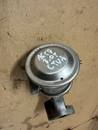 06E131101E Клапан EGR Audi A6 C7 (S6,RS6) Арт e9510386, вид 2