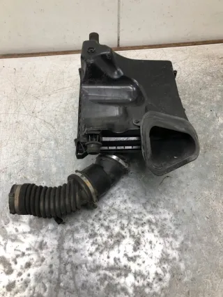 55562426 13254634 13311896 Корпус воздушного фильтра Opel Zafira C Арт e9569624, вид 4