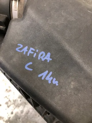 55562426 13254634 13311896 Корпус воздушного фильтра Opel Zafira C Арт e9569624, вид 8