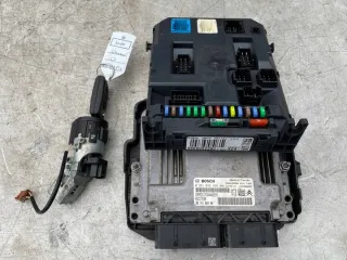 0281032456 9666952280 Блок управления двигателем Citroen C3 2 Арт e9582610, вид 1