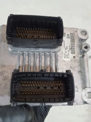 55350549 Блок управления двигателем Opel Corsa C Арт e9583398, вид 4