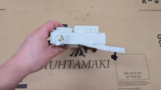 7M5T-14A073-JF 7M5T14A073JF 14A073 7M5T-14A073 7M5T14A073 97RA-00 97RA-01 Блок предохранителей Ford C-max 2 restailing Арт e9586148, вид 6