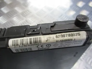 8200780025 Блок предохранителей Renault Scenic 2 Арт e9590258, вид 2