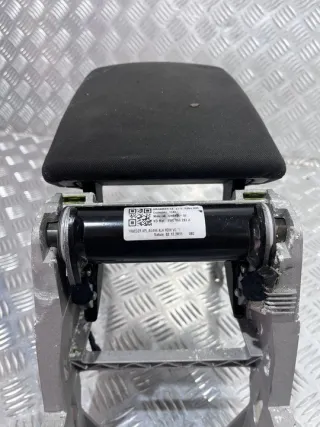 8W0864283A Подлокотник Audi A4 B9 Арт e9597736, вид 1